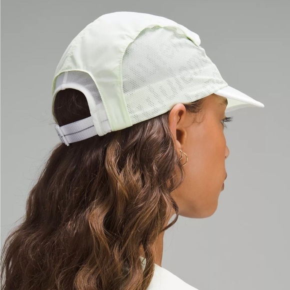 Lululemon High Ventilation Running Hat size L/xl Color kohlrabi Green/White - Picture 5 of 10